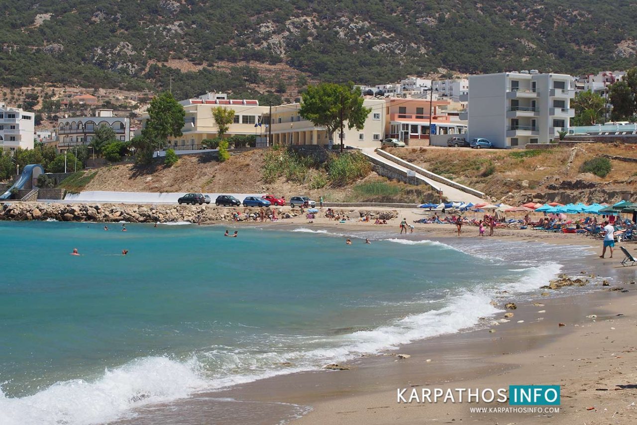 Paralia Pigadia (Karpathos town beach)